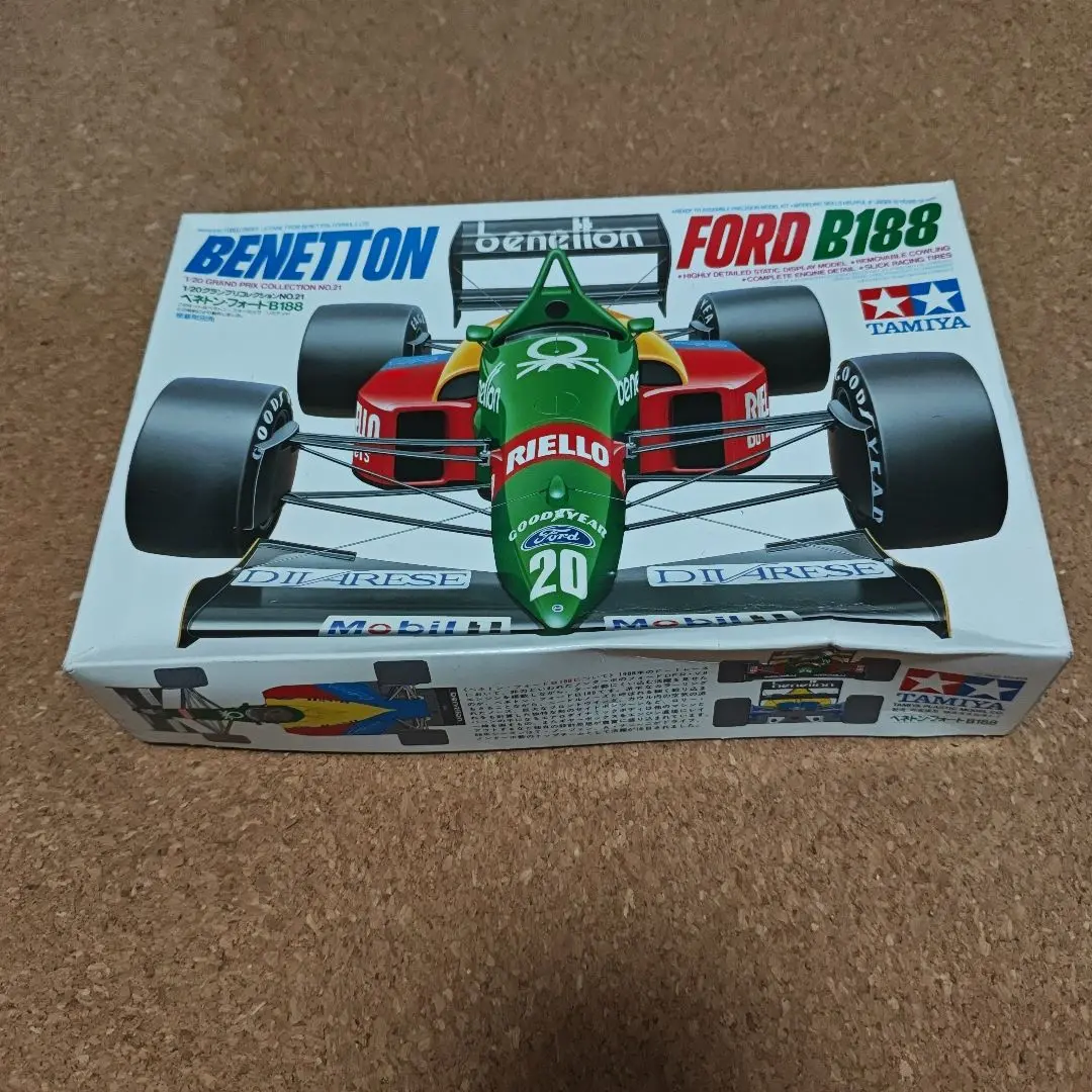 絶版 初版品 小鹿タミヤ 1/20 ベネトン・フォード B188 - メルカリ