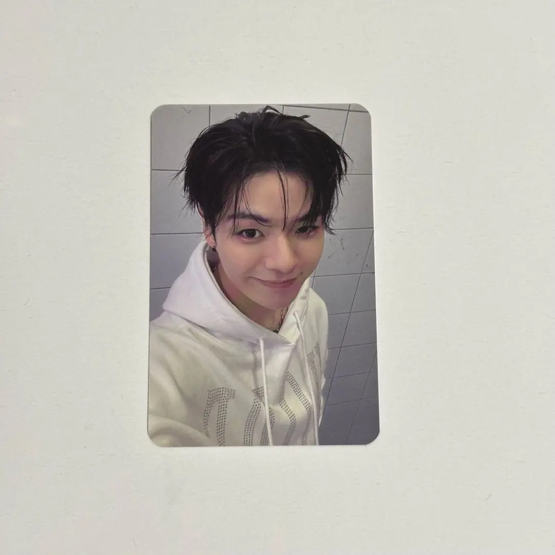 Thumbnail of TREASURE Jaehyuk Seoul Concert Merch Special Benefit Trading Card