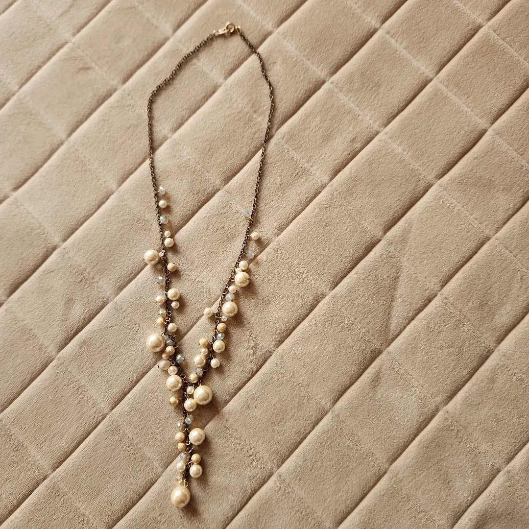 Thumbnail of Pearl bead necklace