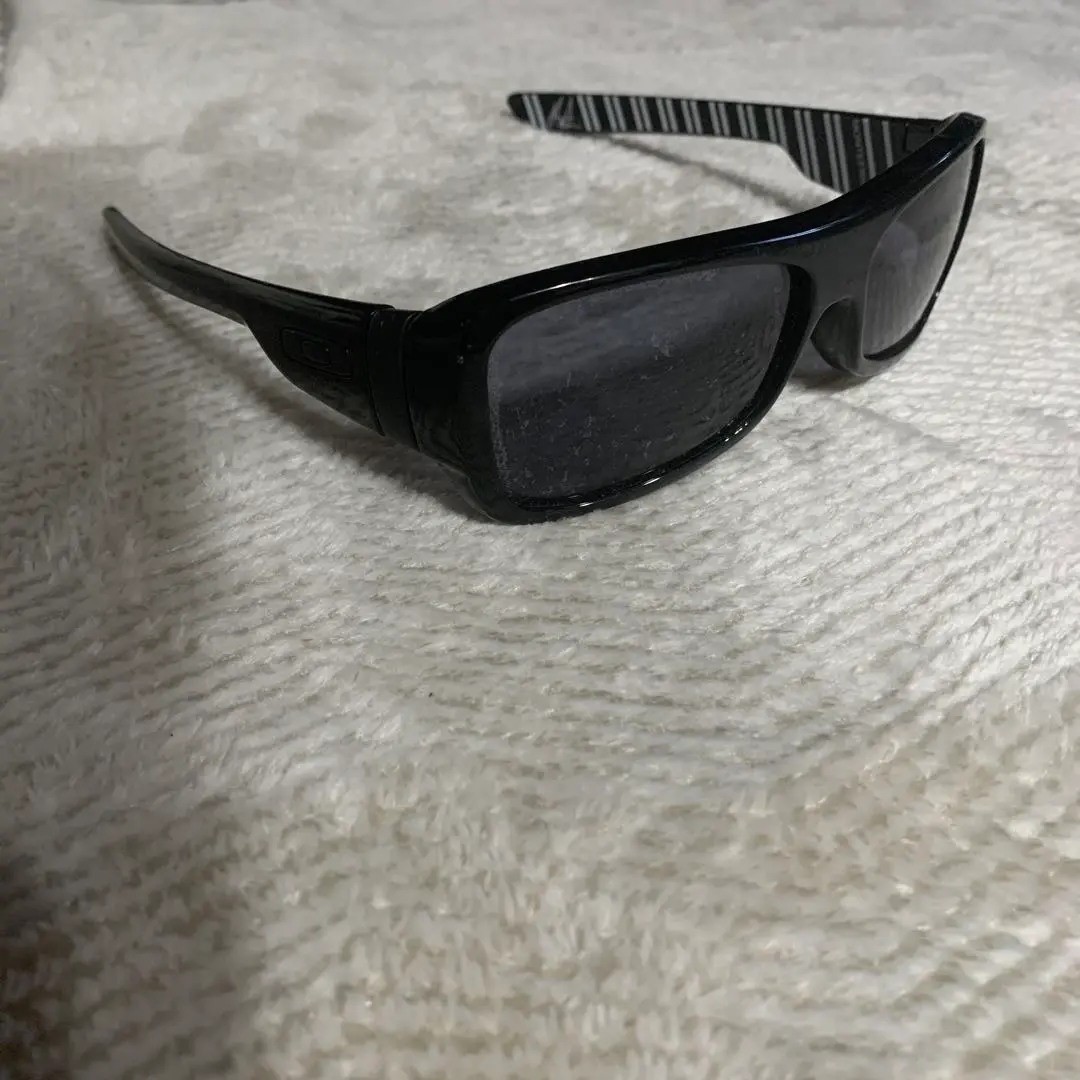 ショーン・ホワイト(Shaun White)モデルのサングラス。OAKLEY