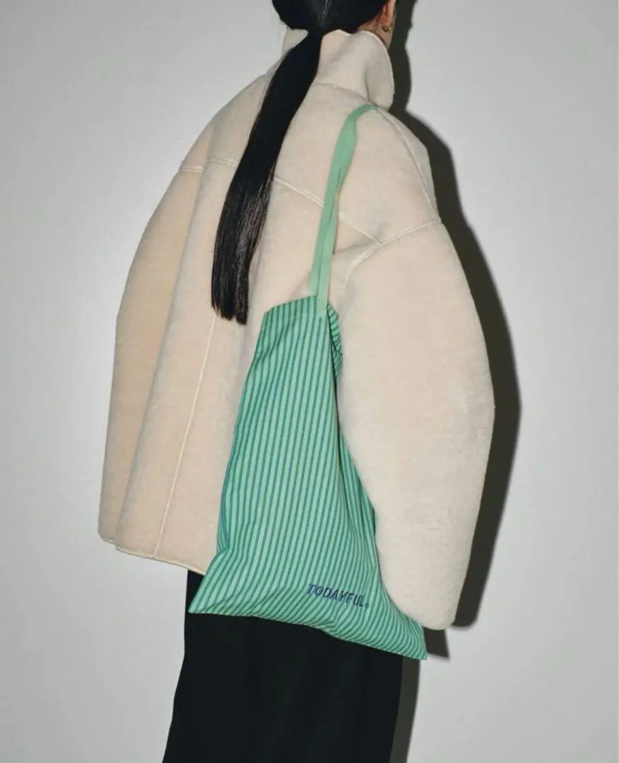 未使用TODAYFUL トートバック TODAYFUL - TODAYFUL トートバッグ キャンバス生地の通販 by yyc