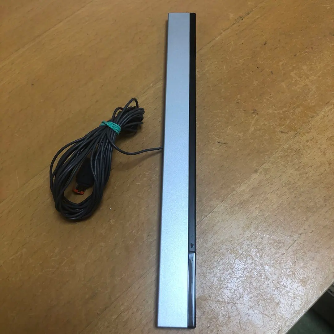 Thumbnail of [Anonymous, Free Shipping] 429-22 Home Video Game Console Nintendo Wii Sensor Bar