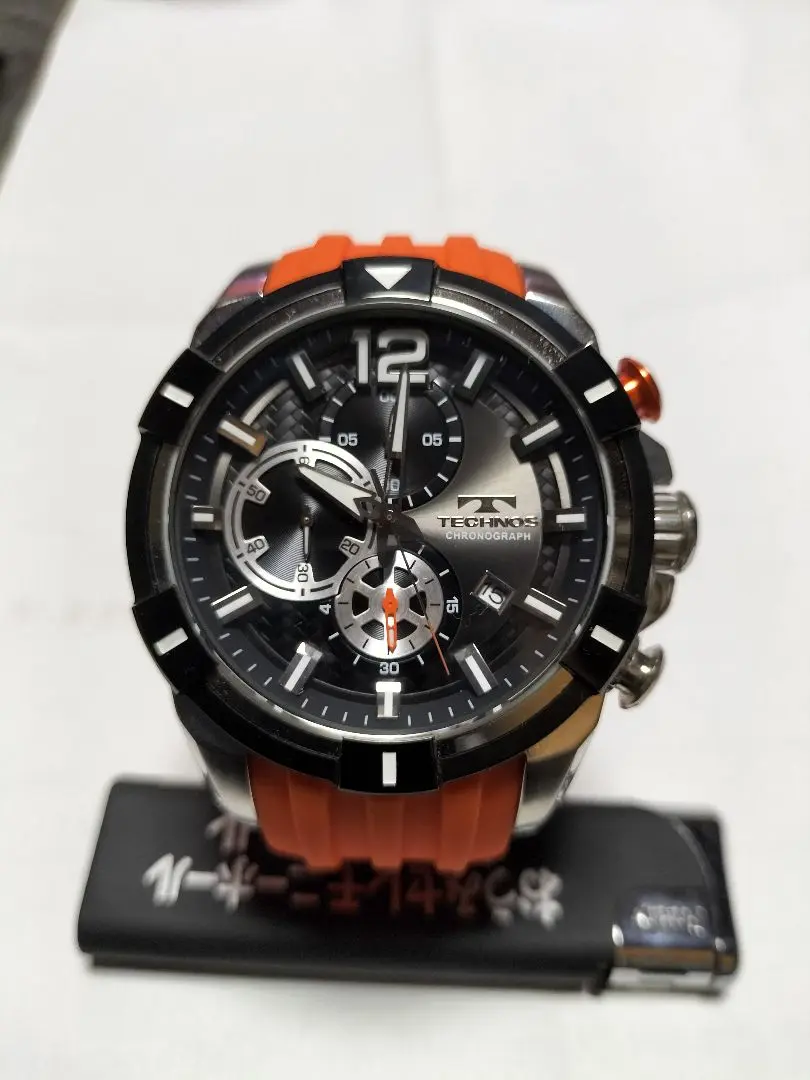 【美品】TECHNOS 自動巻きダイバーズウォッチ オレンジ ファッション目線で選ぶダイバーズウォッチ | ブランド腕時計の