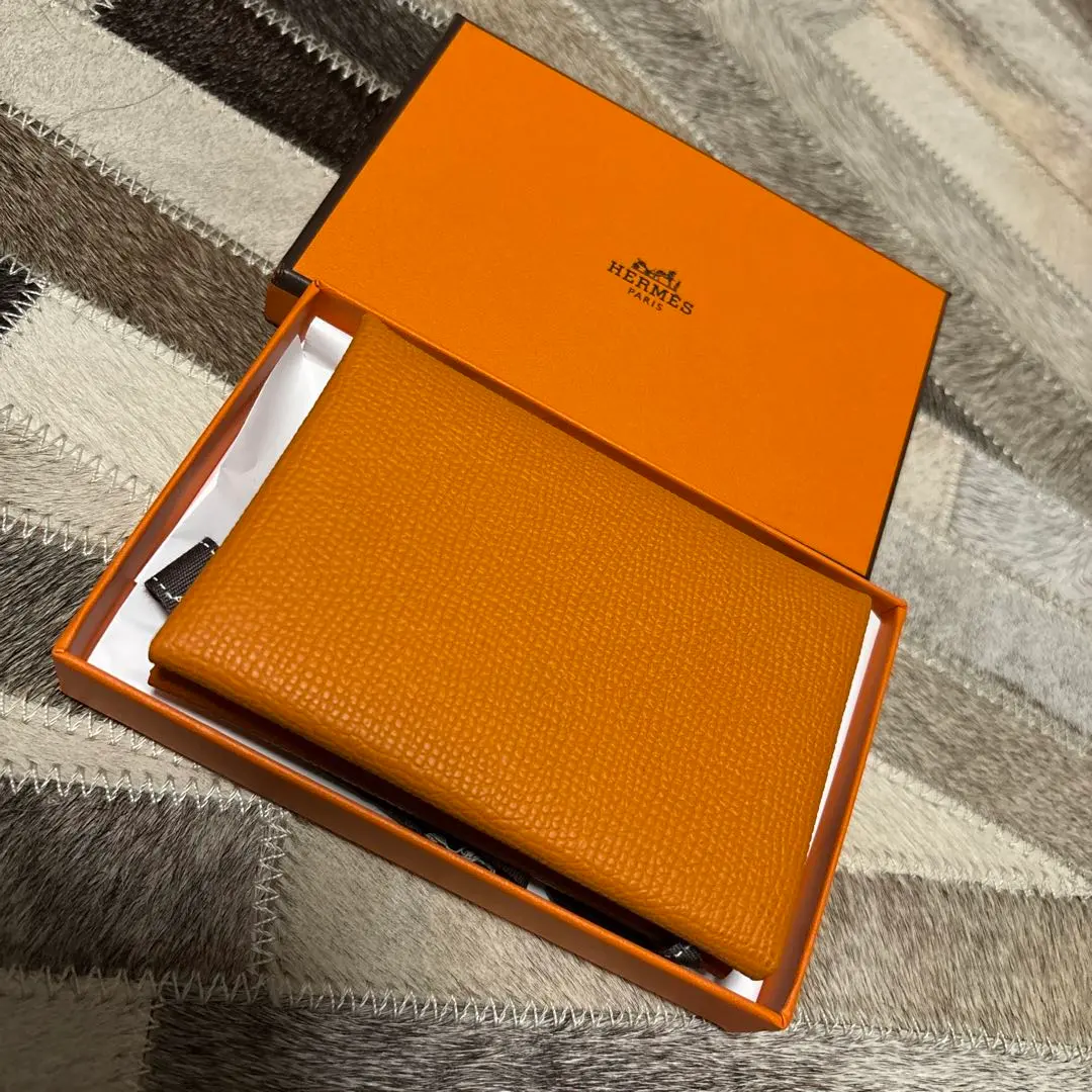 Thumbnail of Mint Condition Hermes Calvi Duo Card Case Orange