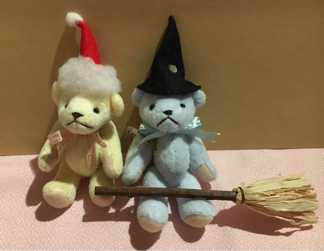 Thumbnail of Teddy bear plushie keychains, 2 types