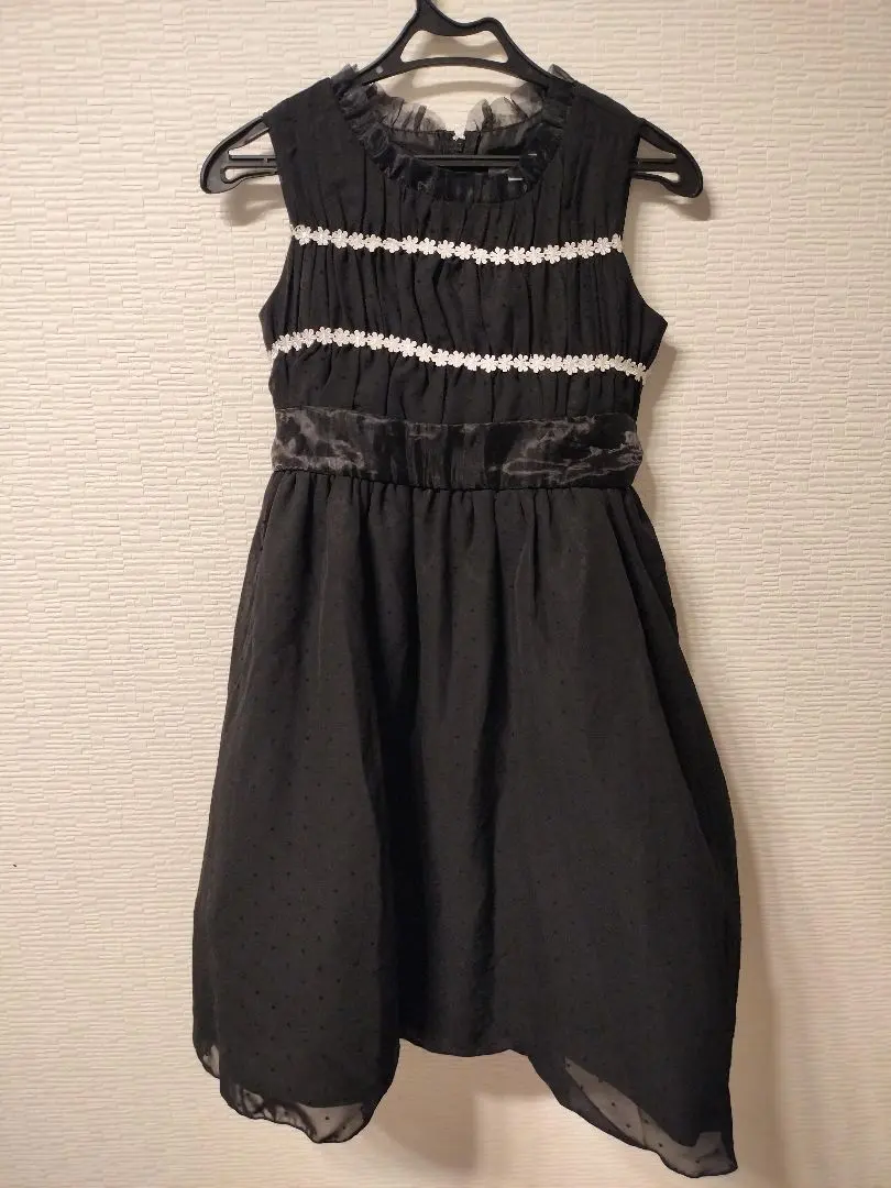 Thumbnail of Black formal dress 140