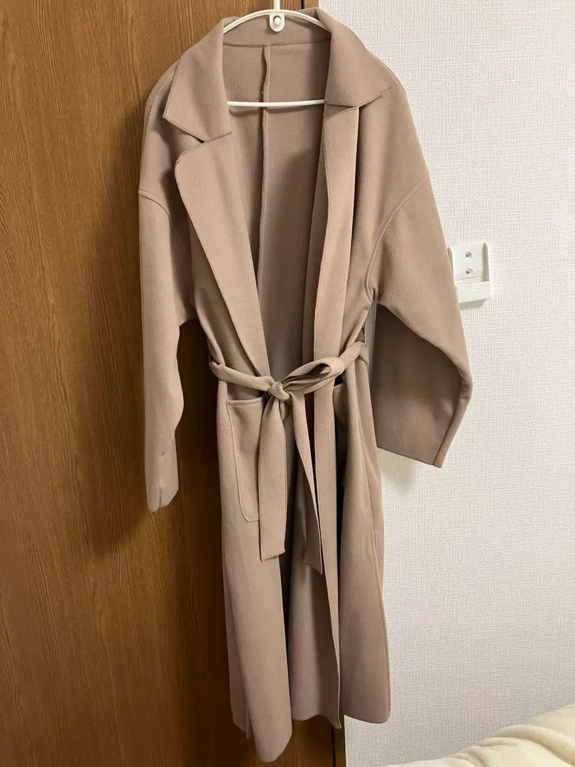 Thumbnail of fifth long coat