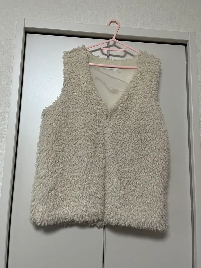 Thumbnail of Fleece Vest, Size M, Cream