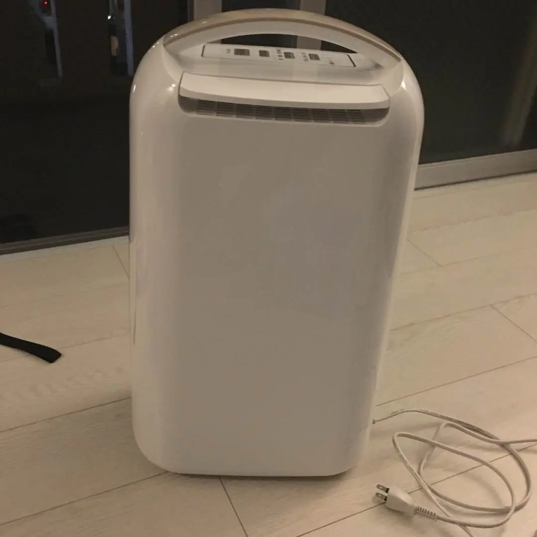 Y♦258 アイリスオーヤマ 衣類乾燥除湿器 KIJC-H652-N Amazon | KIJC-H652-N(シャンパンゴールド) コンプレッサー衣類