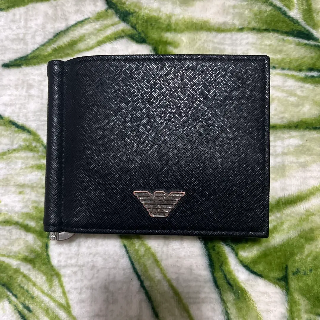 美品 GIORGIO ARMANI マネークリップ アルマーニ 財布 イタリア製 GIORGIO ARMANI アルマーニ マネークリップ 財布 レザー 白