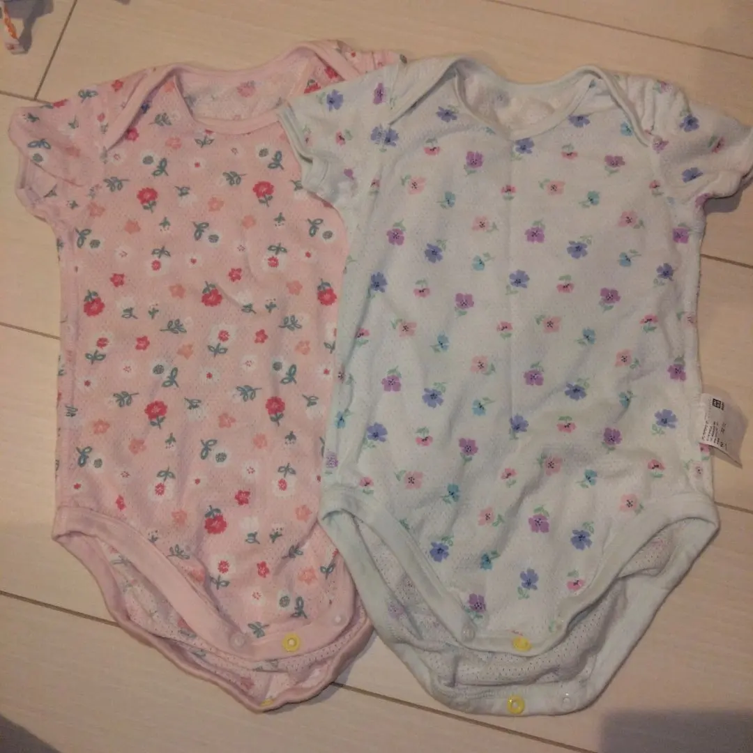 Thumbnail of Floral Pattern Baby Underwear Romper UNIQLO 90