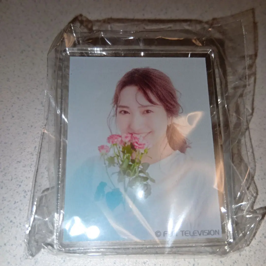 藤本万梨乃　アクリルキーホルダー　フジテレビアナウンサー 藤本万梨乃 アクリルキーホルダー フジテレビアナウンサー