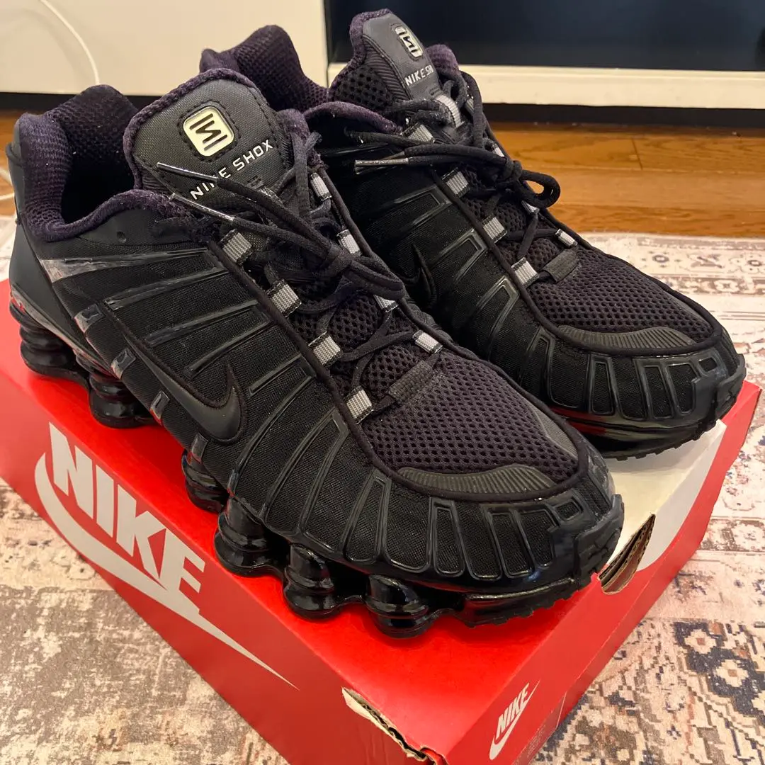 2025年最新】nike shox tl トリプルブラックの人気アイテム