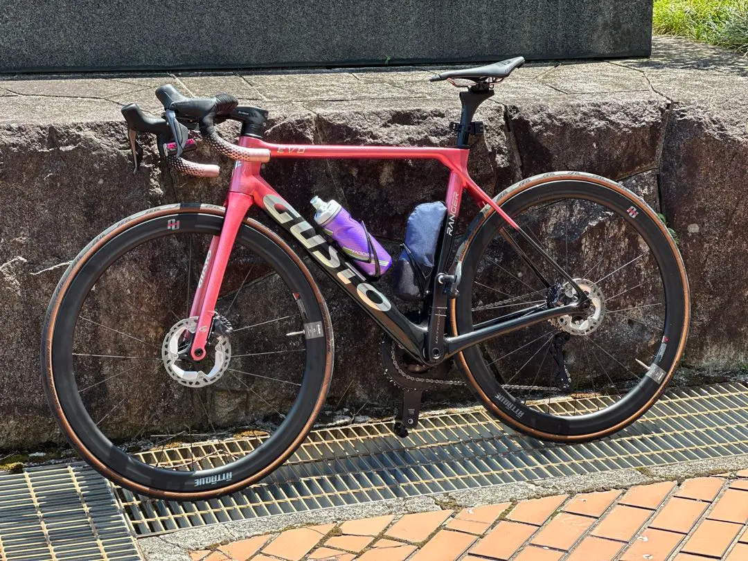 GUSTO レンジャーエボ2023ロードバイク 完成車、備品付き！超美車 GUSTO 「グスト」 RANGER EVO DISC PRO ULTRA 2023年モデル