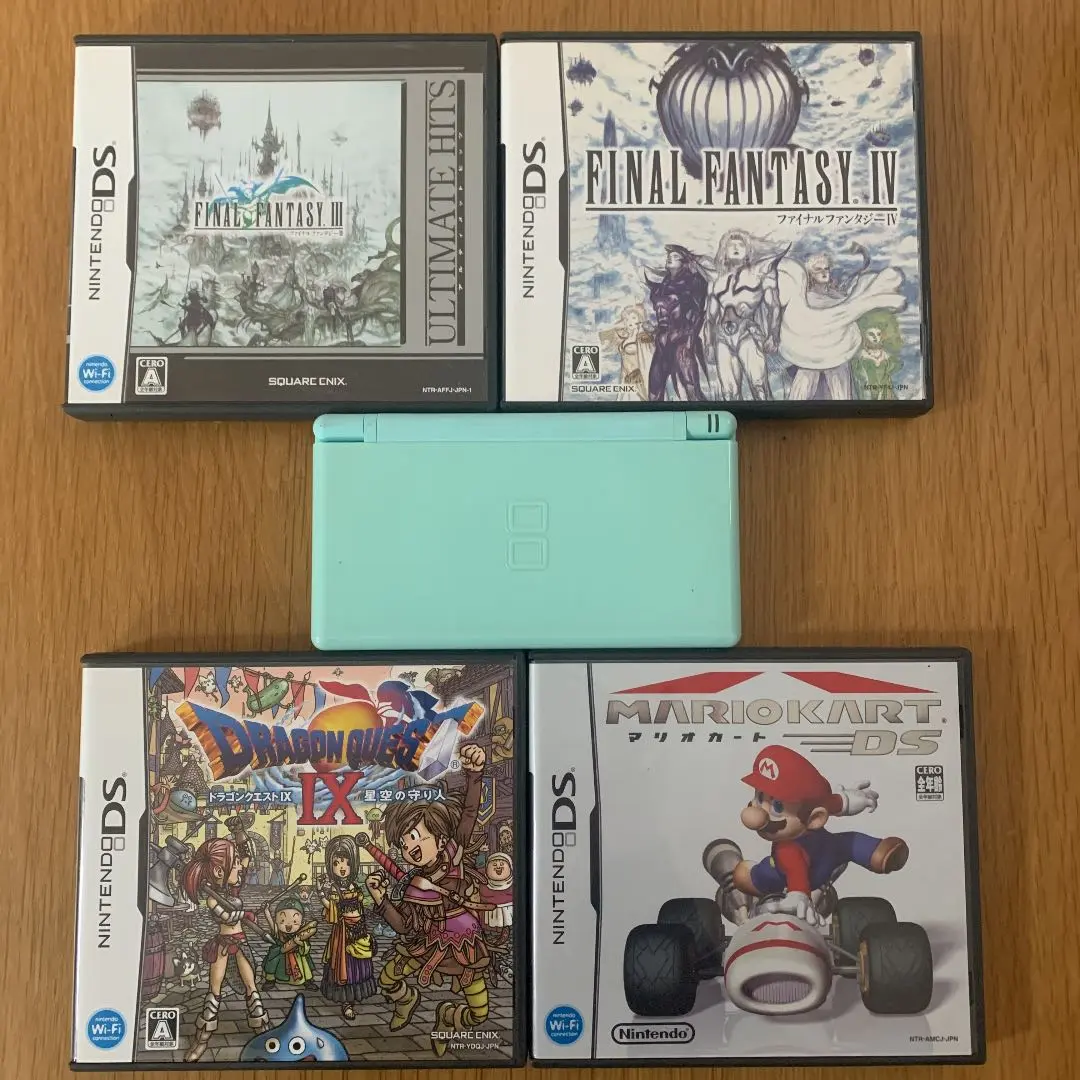 ニンテンドーDS本体グレー、ソフト4本セット（ドラゴンクエスト9など） Amazon | ニンテンドーDS ソフト ドラゴンクエスト4、5、6