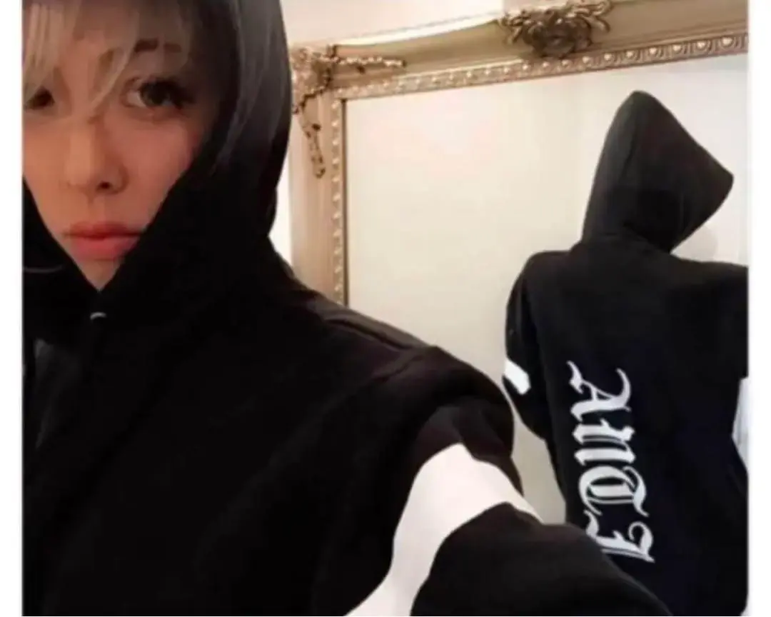 viida × BDS TOKYO コラボ フェイクファーフーディー パーカー viida × BDS TOKYO コラボ フェイクファーフーディー パーカー