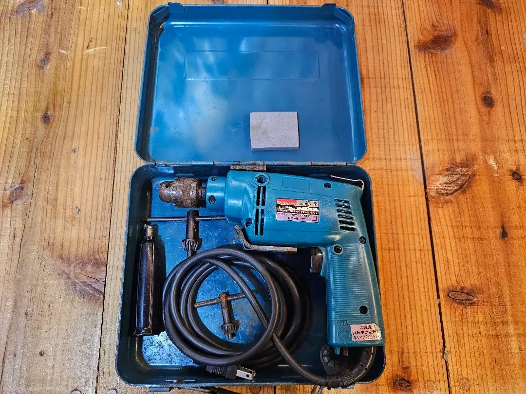 Makita - マキタ電動ドリル100v HP1030 確認済みです。中古です
