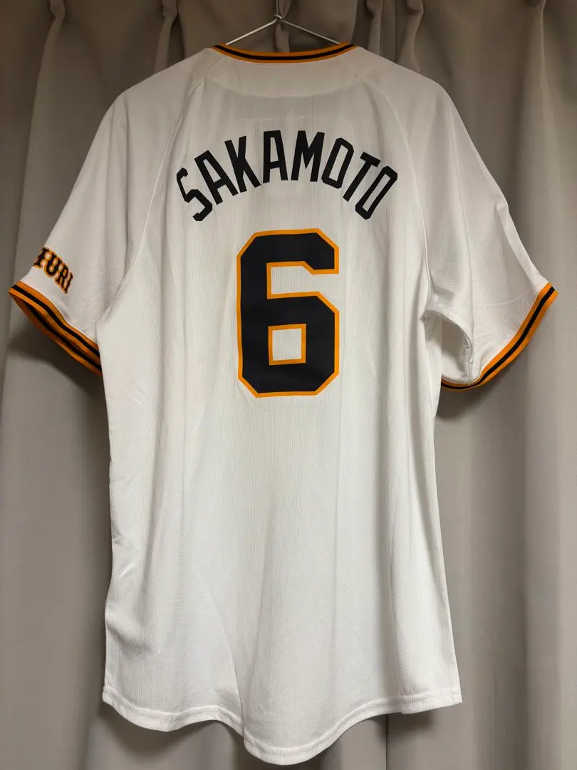 【記念箱発送】巨人 坂本勇人 優勝記念 ユニフォーム S 2025年最新】坂本勇人 ユニフォーム 優勝記念の人気アイテム