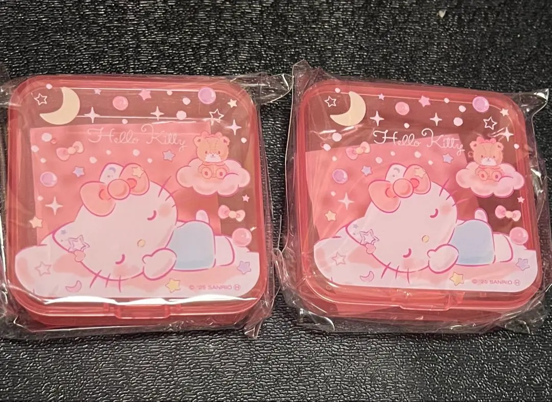 Thumbnail of Kitty Seven-Eleven Sanrio Small Item Case Plastic