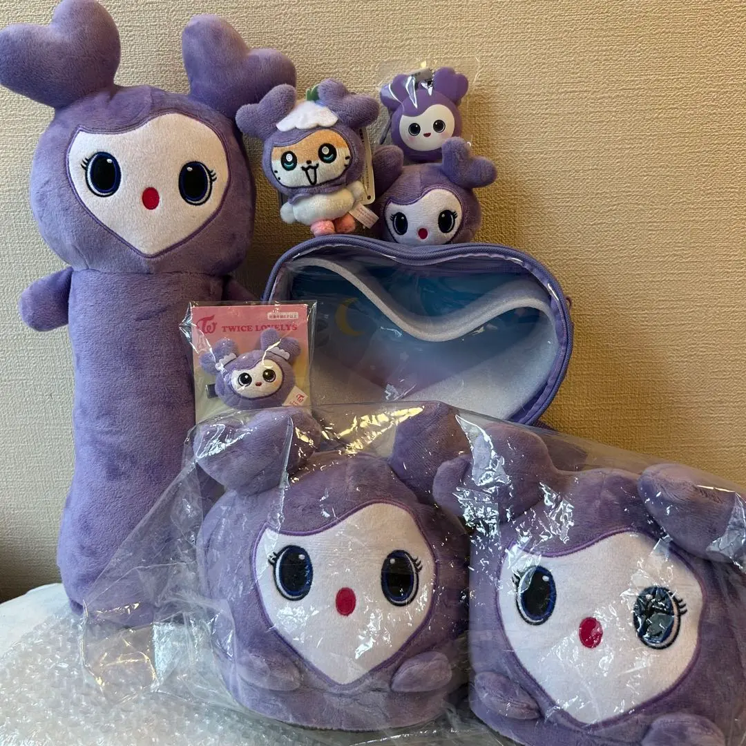 Thumbnail of TWICE LOVELYS Sana Subly Set