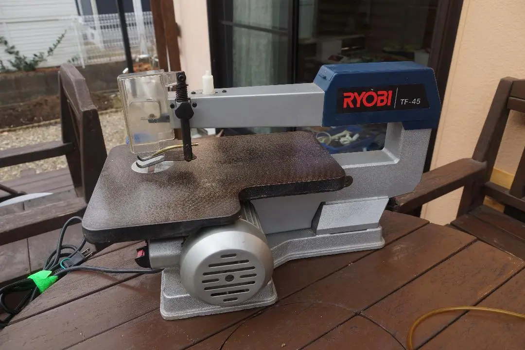 ⭐️値下げ⭐️卓上 糸ノコ盤 TF-45 RYOBI リョービ RYOBI リョービ 卓上糸鋸盤 糸ノコ TF-45｜中古工具｜なんでも