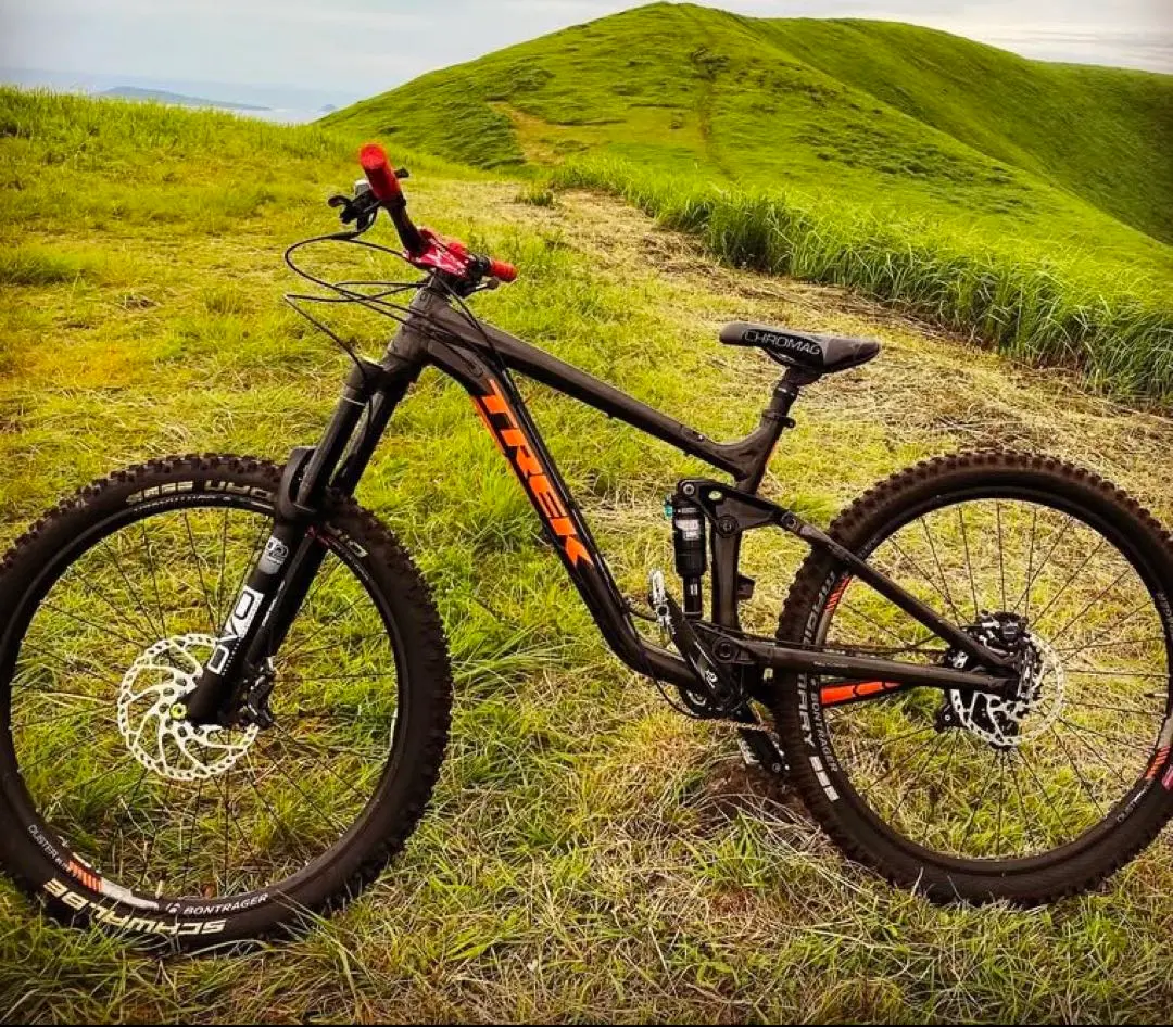 トレック TREK SLASH8 MTB 27.5 フルサス サスポンプ付