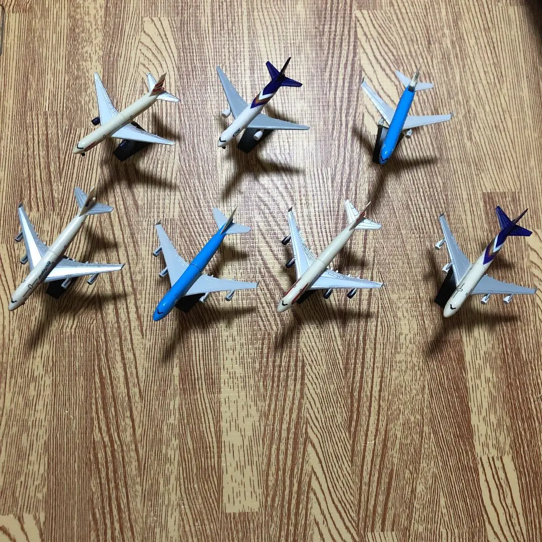 フルタ チョコエッグ 戦闘機 旅客機 戦車 宇宙 電車 約213個 2025年最新】旅客機 チョコエッグの人気アイテム - メルカリ