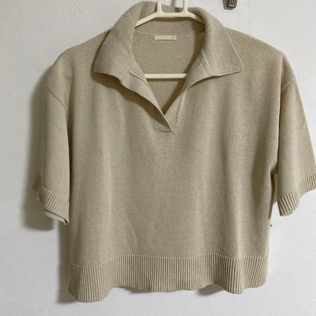 GU 米色 短袖針織衫 M 的縮圖