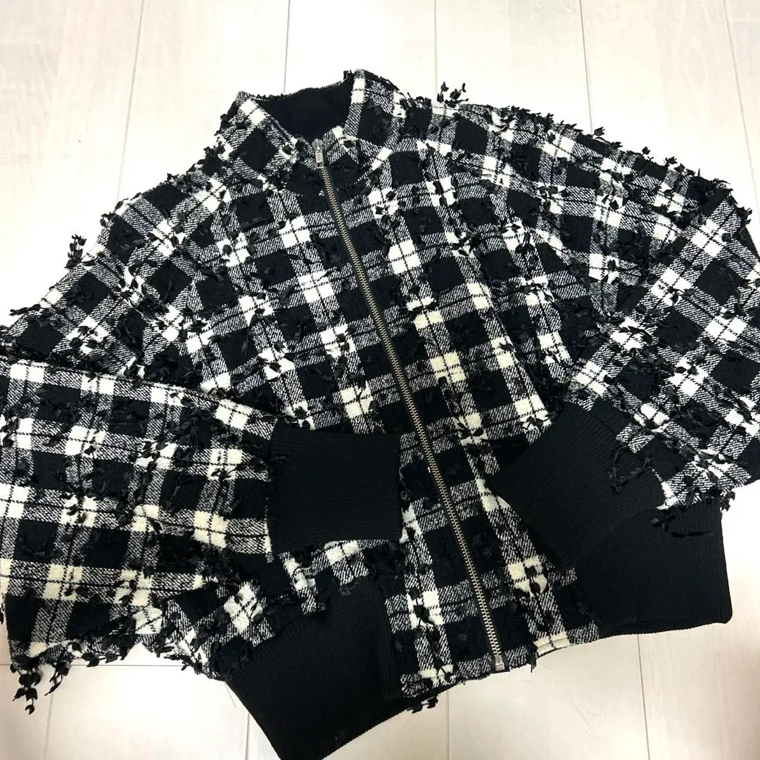 LOKITHO ロキト　ジャガードブルゾン 待望！人気のLOKITHO(ロキト)ブルゾン再入荷！