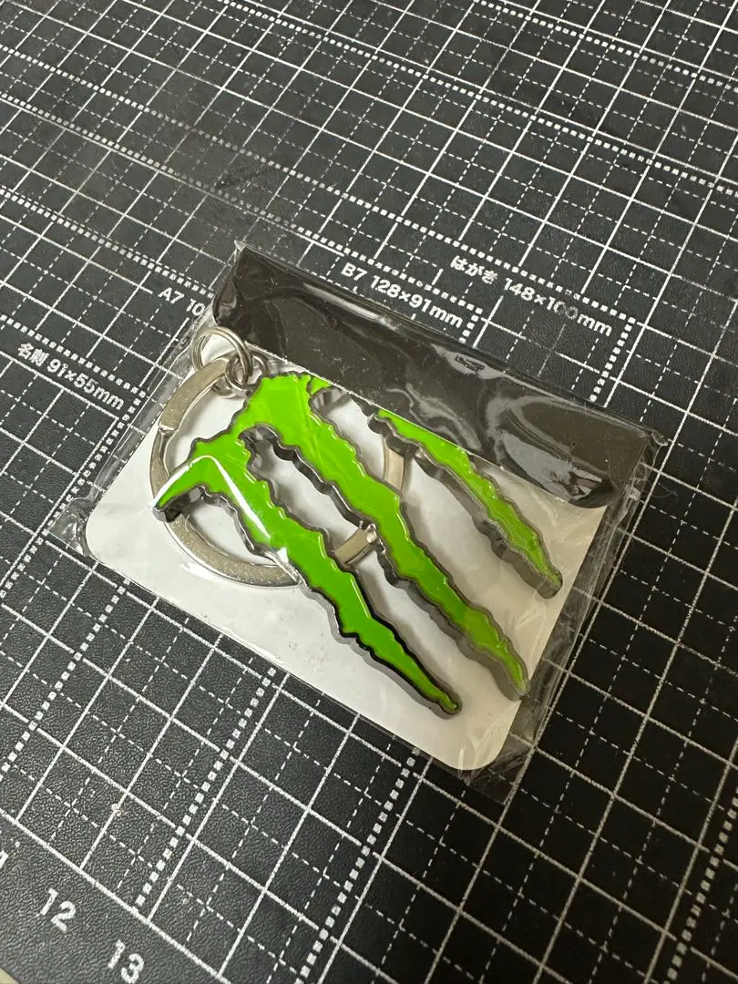 モンスターエナジー キーホルダー グリーン Monster Energy - モンスターエナジー チャーム キーホルダーの