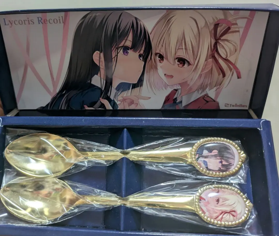 前田栞(TwinBox) 記念キャンバスアート(直筆サイン入り) 駿河屋 -【アダルト】<中古>前田栞(TwinBox) 記念キャンバス