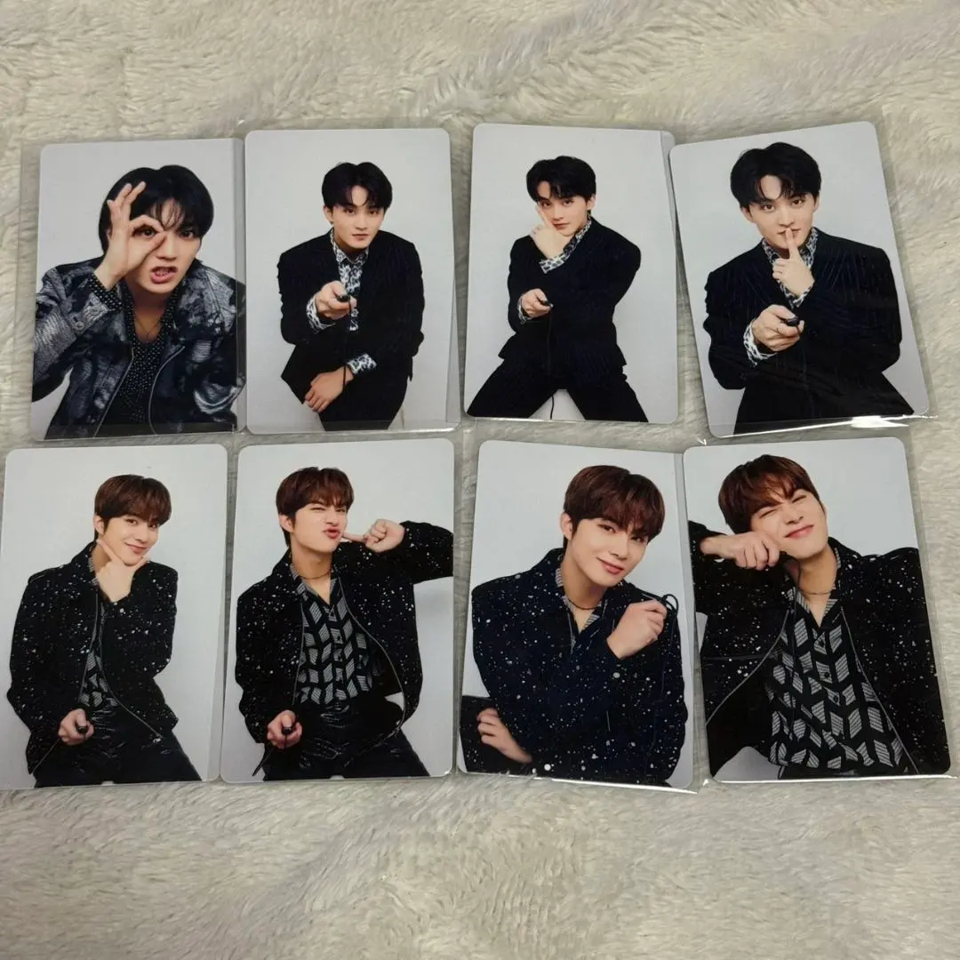 Thumbnail of NCT 127 THE UNITY Random Trade Cards - 8 Card Set