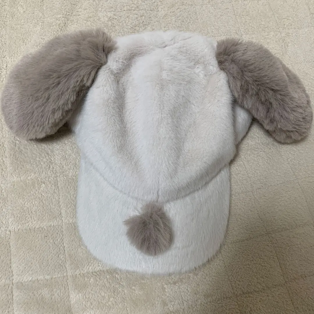 Thumbnail of USJ Snoopy Fur Cap