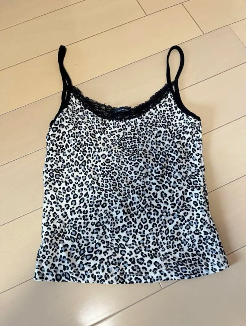 幾乎未使用 Brandy Melville 豹紋 的縮圖