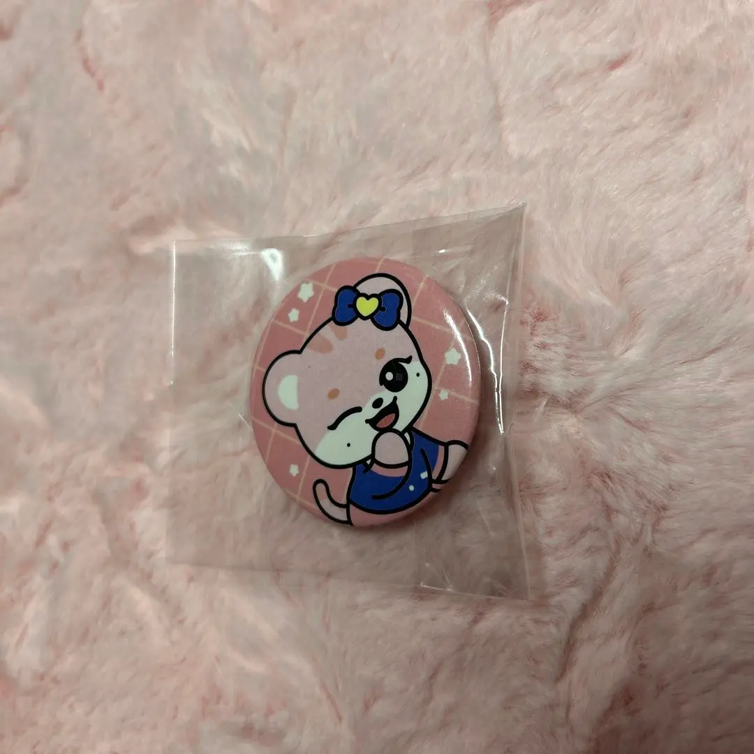 Thumbnail of ive minive popup tokyo iso pin badge, unopened