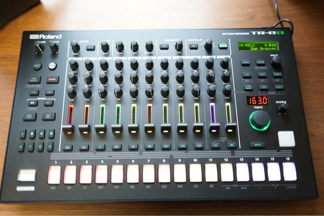 2025年最新】roland tr8sの人気アイテム - メルカリ 2025年最新】roland tr8sの人気アイテム - メルカリ