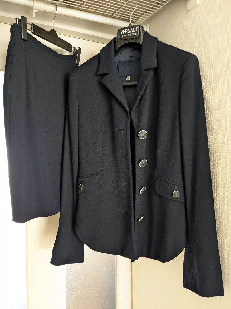 お値下げ中！ヴェルサーチ ヴェルサス サイズ40 新品タグ付き