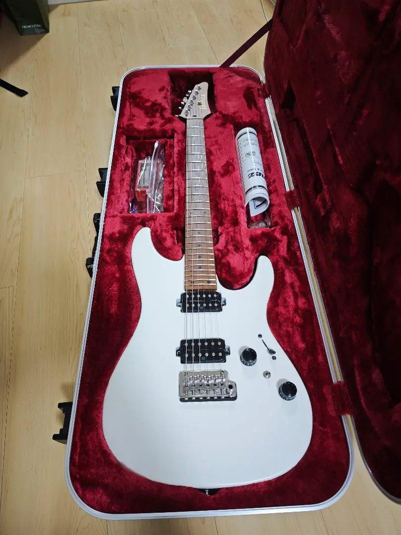 Epiphone セミアコースティックギター ホワイト（ジャンク） 楽天市場】エピフォン セミアコ ホワイトの通販