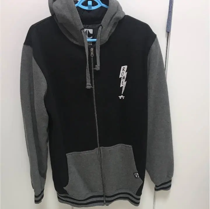 コ*ジ様 ROME SDS ブラック フード付きスウェット riding-hoodie-3.jpg