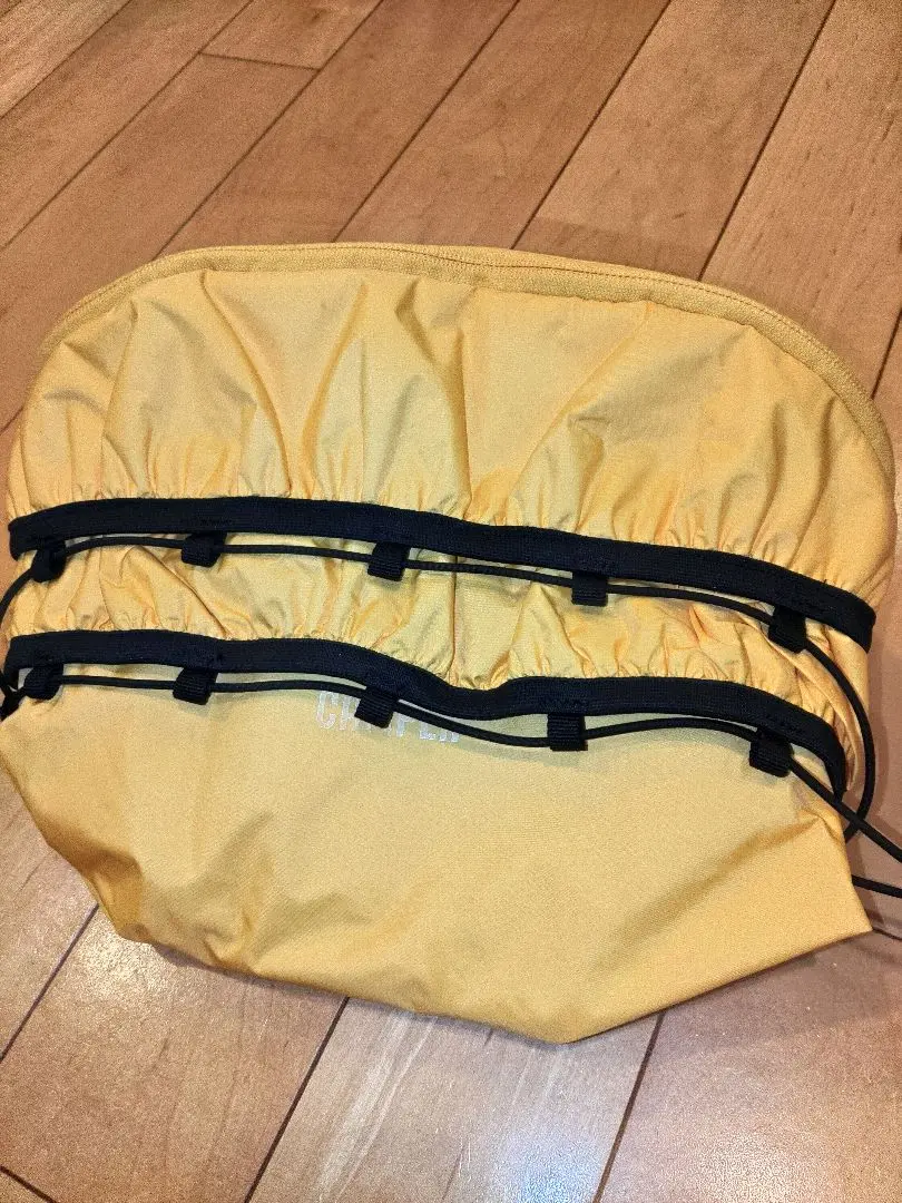美品 CAMPER カンペール ボディバッグ ユニセックス 本革 黒 レザー