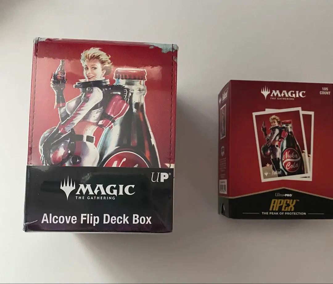 【未開封】MTG Falloutヌカコーラ プレイマット＋デッキケース＋スリーブ 未開封】MTG Falloutヌカコーラ プレイマット＋デッキケース＋