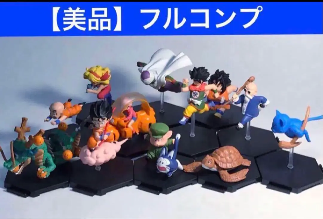 ドラゴンボール　DRAGONBALL 背表紙フィギュア　24種類コンプ　31体 2025年最新】ドラゴンボール 背表紙フィギュア コンプの人気