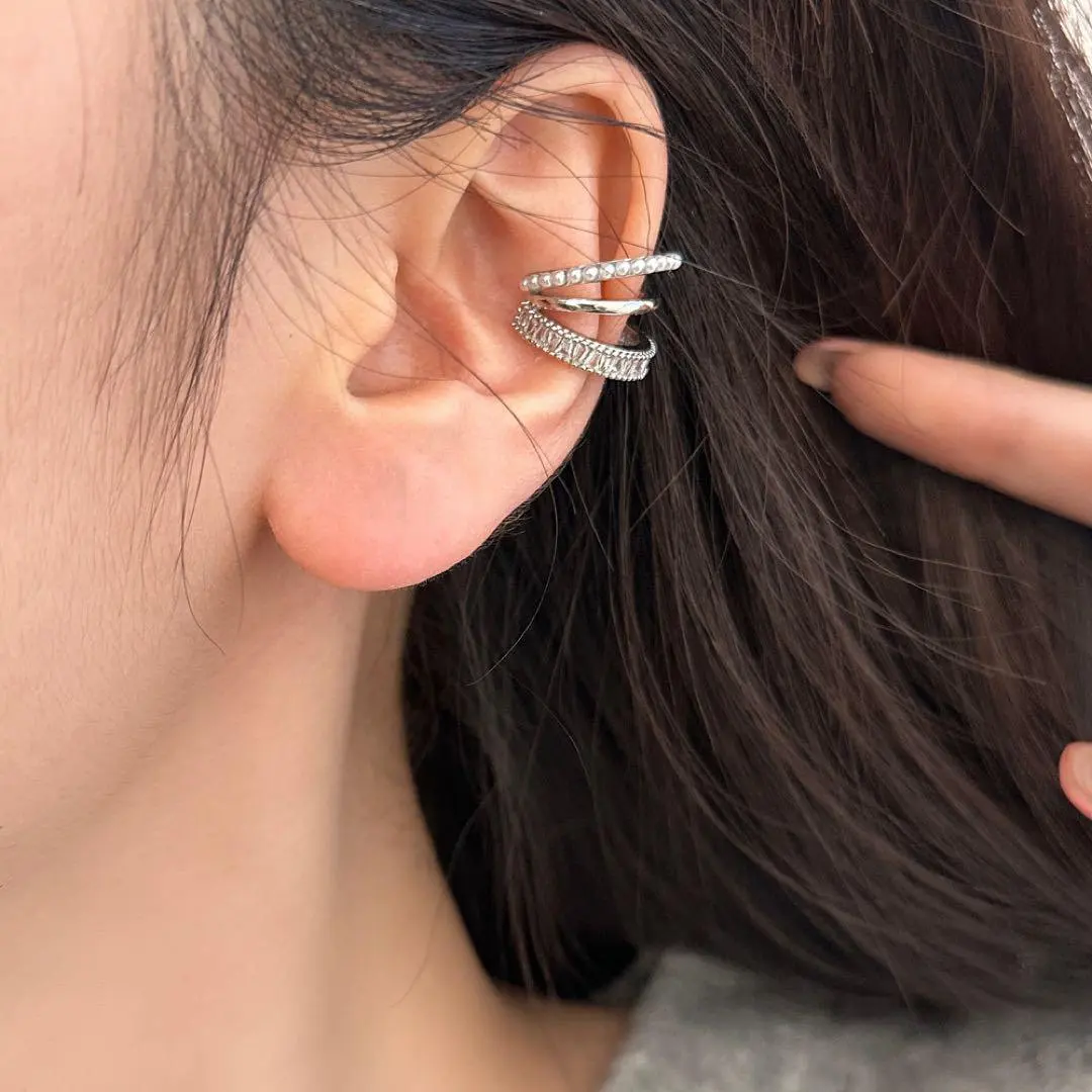 Thumbnail of Ear Cuff Silver Women's Zircon Ear Clip Luxury