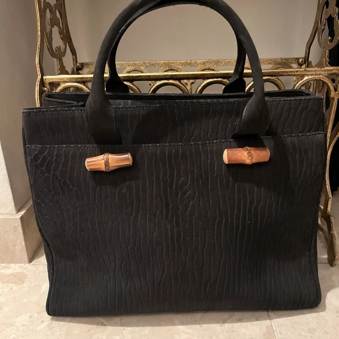 イタリア製 jollibors ジョリボース アザラシ革 SEAL SKIN アザラシ革、オットセイ革（seal leather）皮革素材の販売