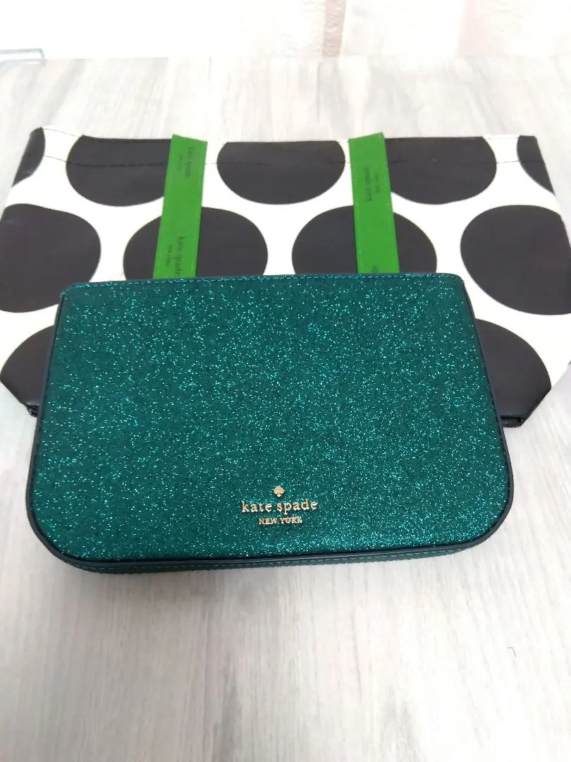 kate spade ダークグリーン パーティーバッグ 2025年最新】kate spade new york カラー：グリーン系