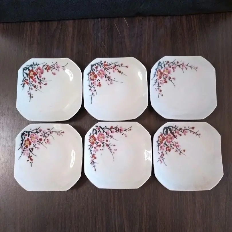 Thumbnail of Kutani-yaki (Kutani ware) by Fumishiro Matsugaura, Octagonal Plates, set of 6