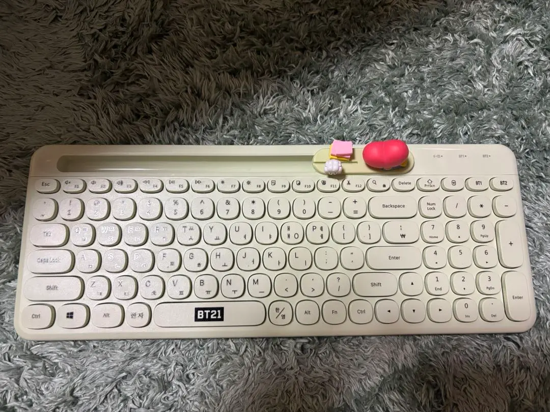 BT21 ワイヤレスキーボード LINE FRIENDS BTS Bangtan Boys BT21 WIRELESS SILENT KEYBOARD