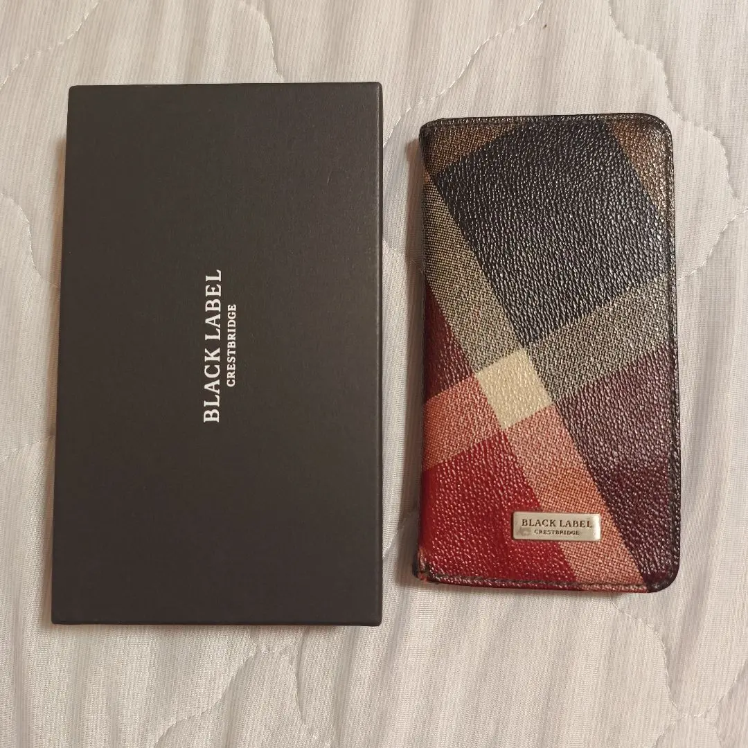BLACK LABEL CRESTBRIDGE - ブラックレーベル　クレストブリッジ手帳型iPhoneX&amp;XSケース ありそうでなかった大人の差し色2つ折りiPhoneケースがブラック