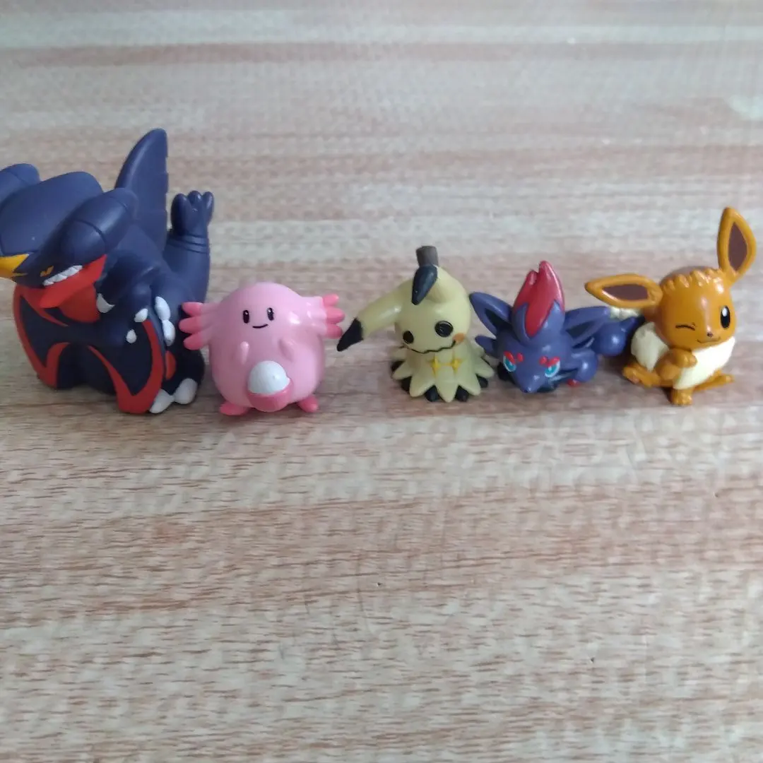 Thumbnail of Pokemon Figure Set: Garchomp and Others