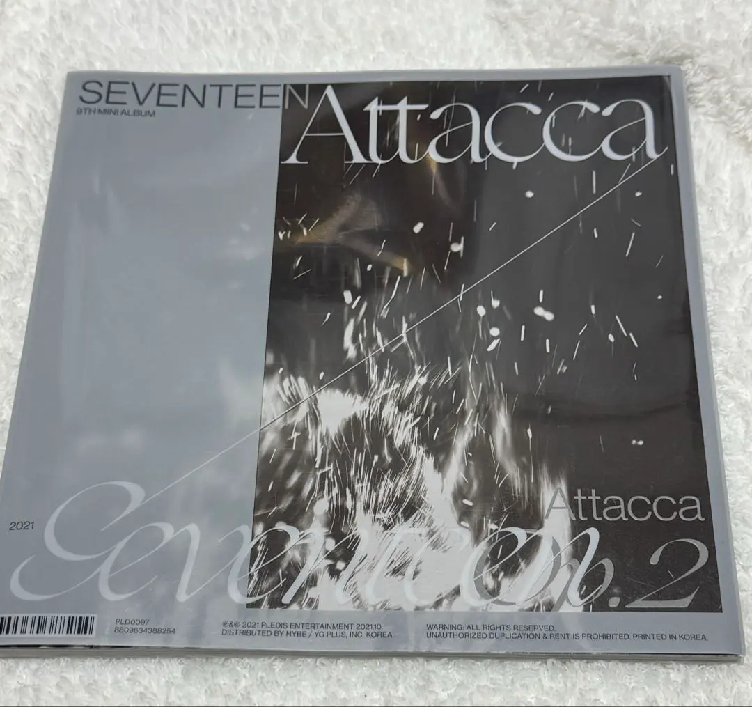 Thumbnail of SEVENTEEN SEVENTEEN Attacca Photobook Album Vocal Unit